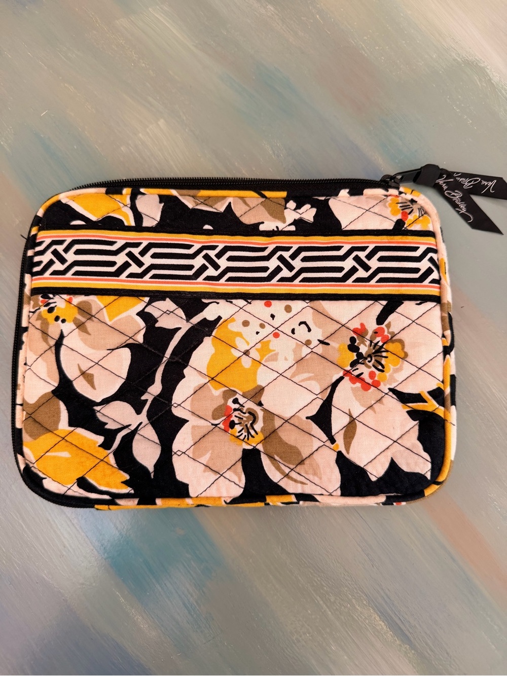 Vera Bradley Dogwood e-reader / tablet case